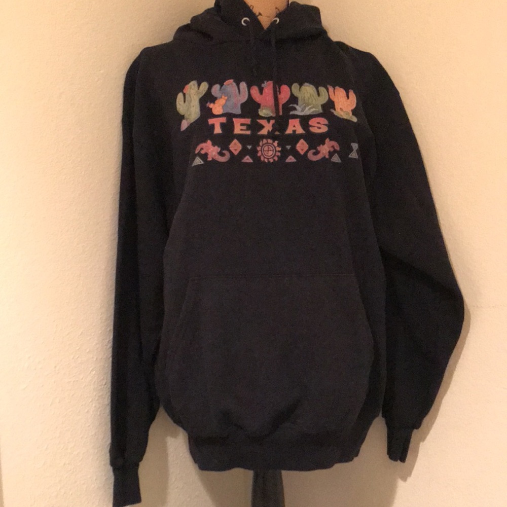 Texas Graphic Black Long Sleeve Pullover Hoodie-L